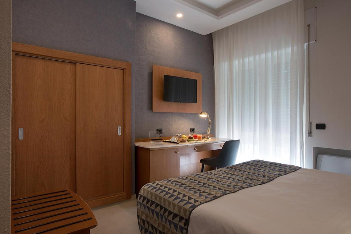American Hotel Ποτσουόλι Εξωτερικό φωτογραφία