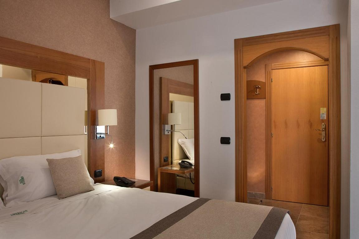 American Hotel Ποτσουόλι Εξωτερικό φωτογραφία