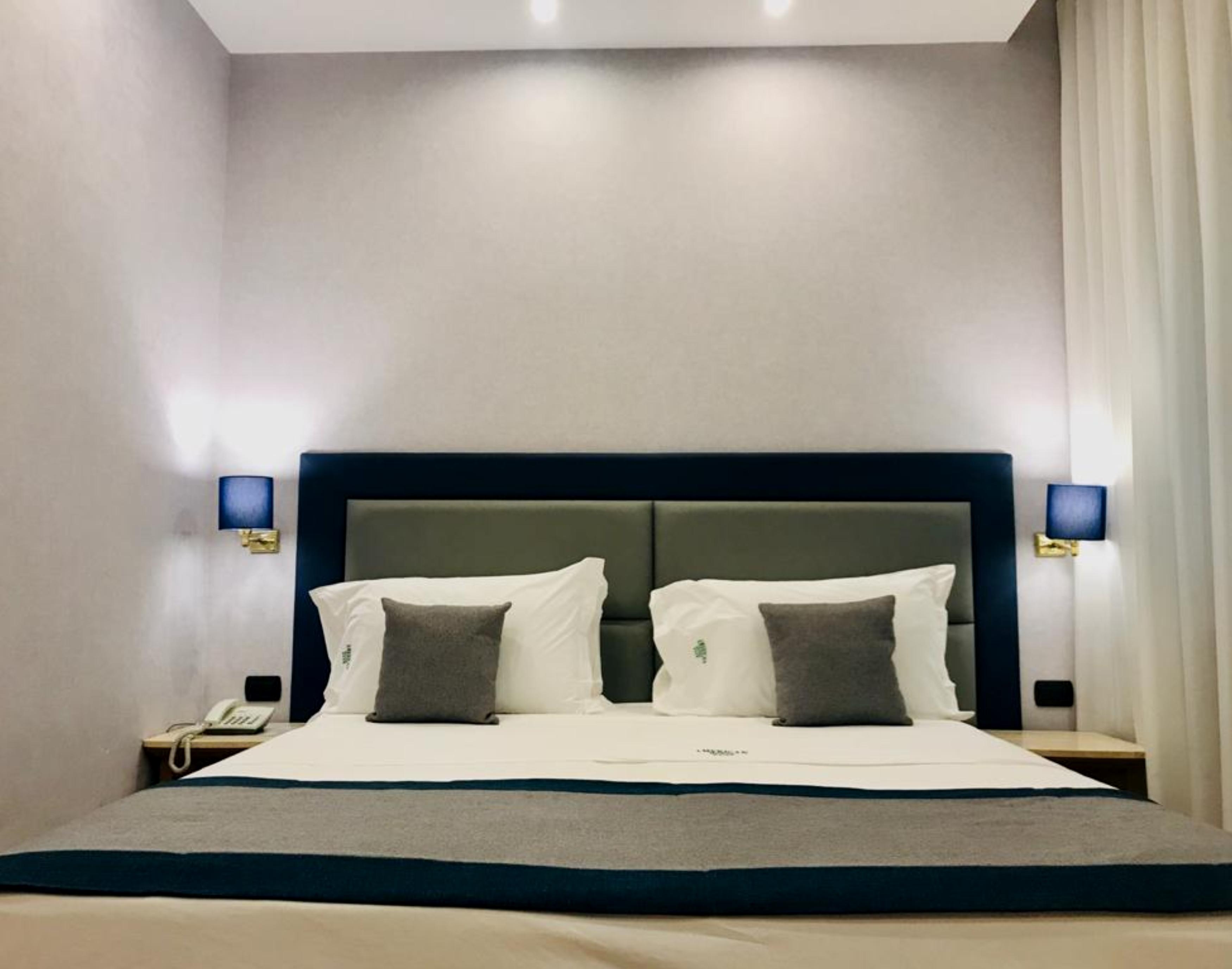 American Hotel Ποτσουόλι Εξωτερικό φωτογραφία