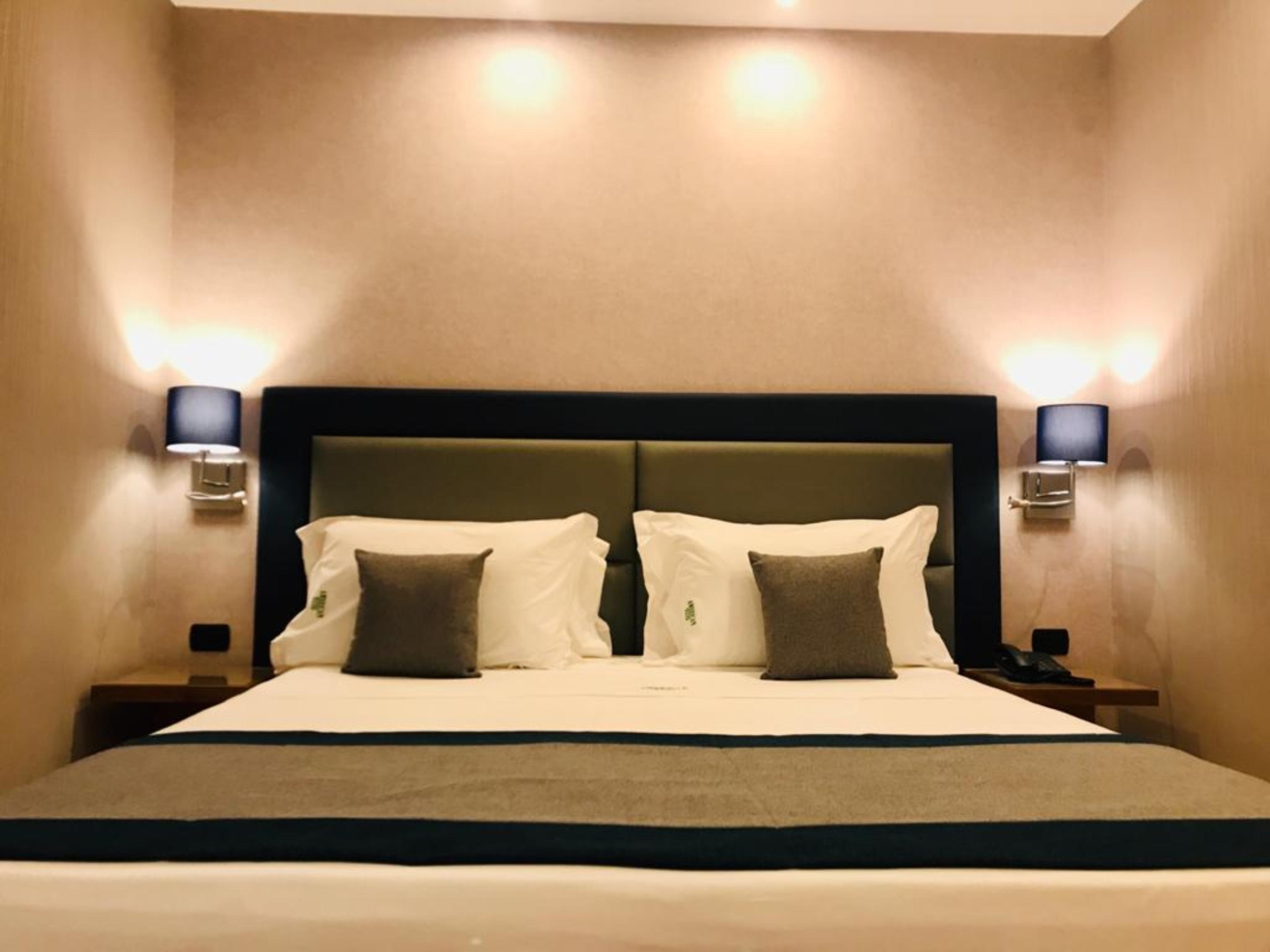 American Hotel Ποτσουόλι Εξωτερικό φωτογραφία