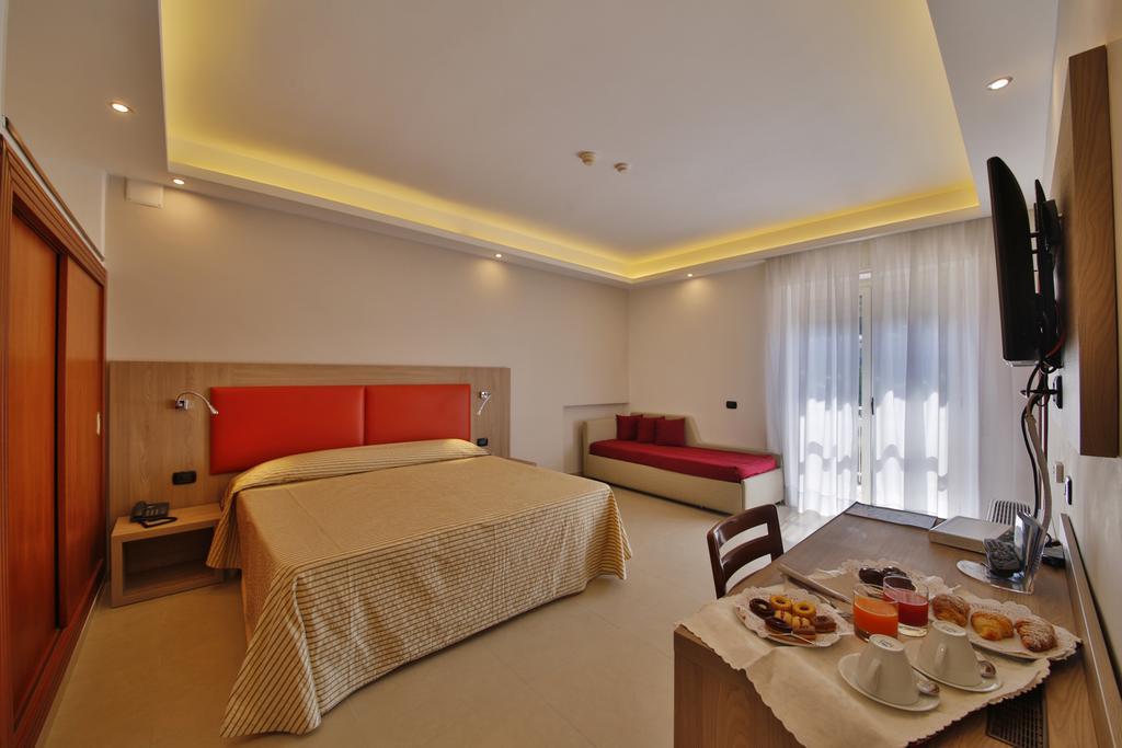 American Hotel Ποτσουόλι Εξωτερικό φωτογραφία