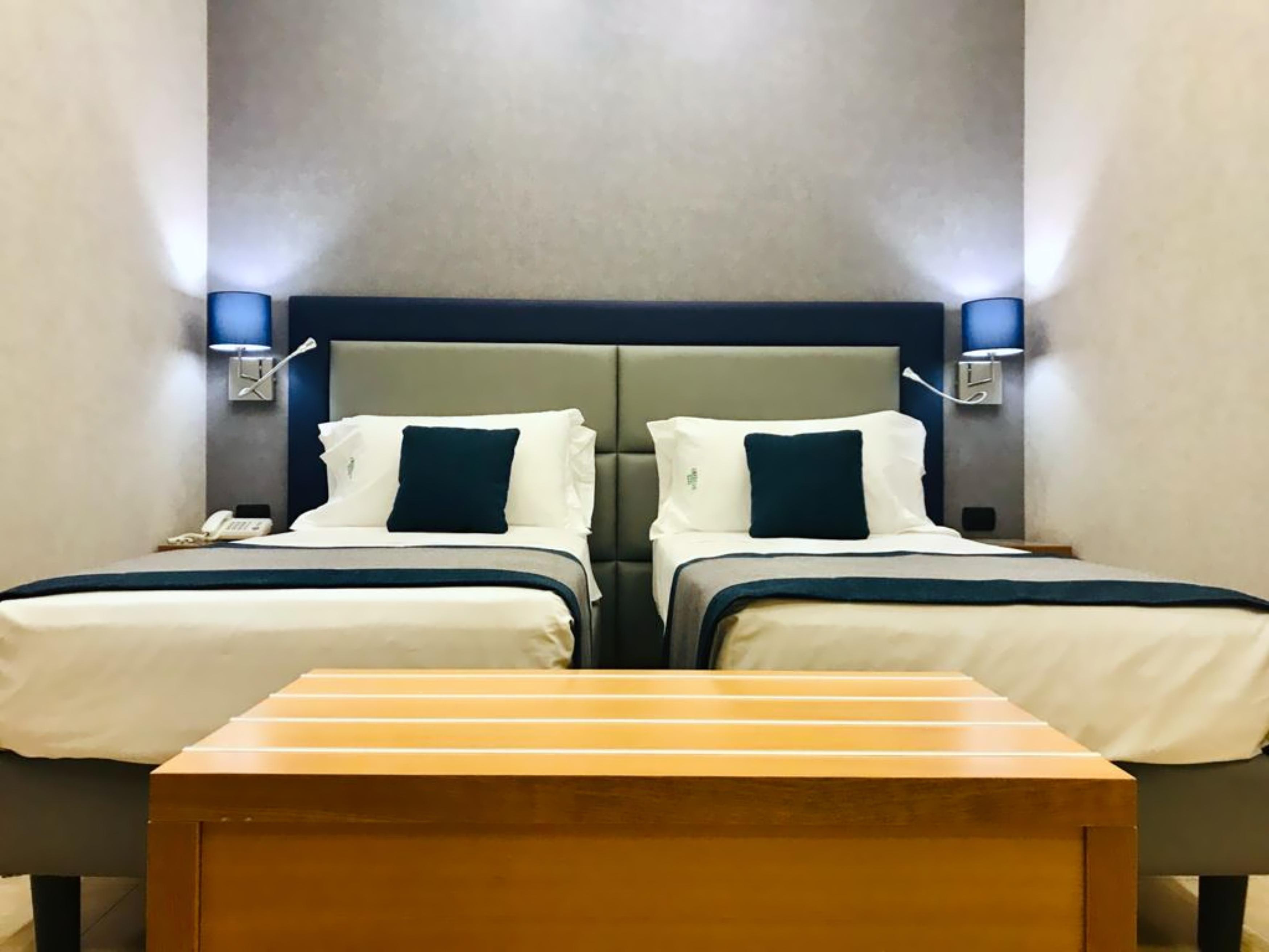 American Hotel Ποτσουόλι Εξωτερικό φωτογραφία