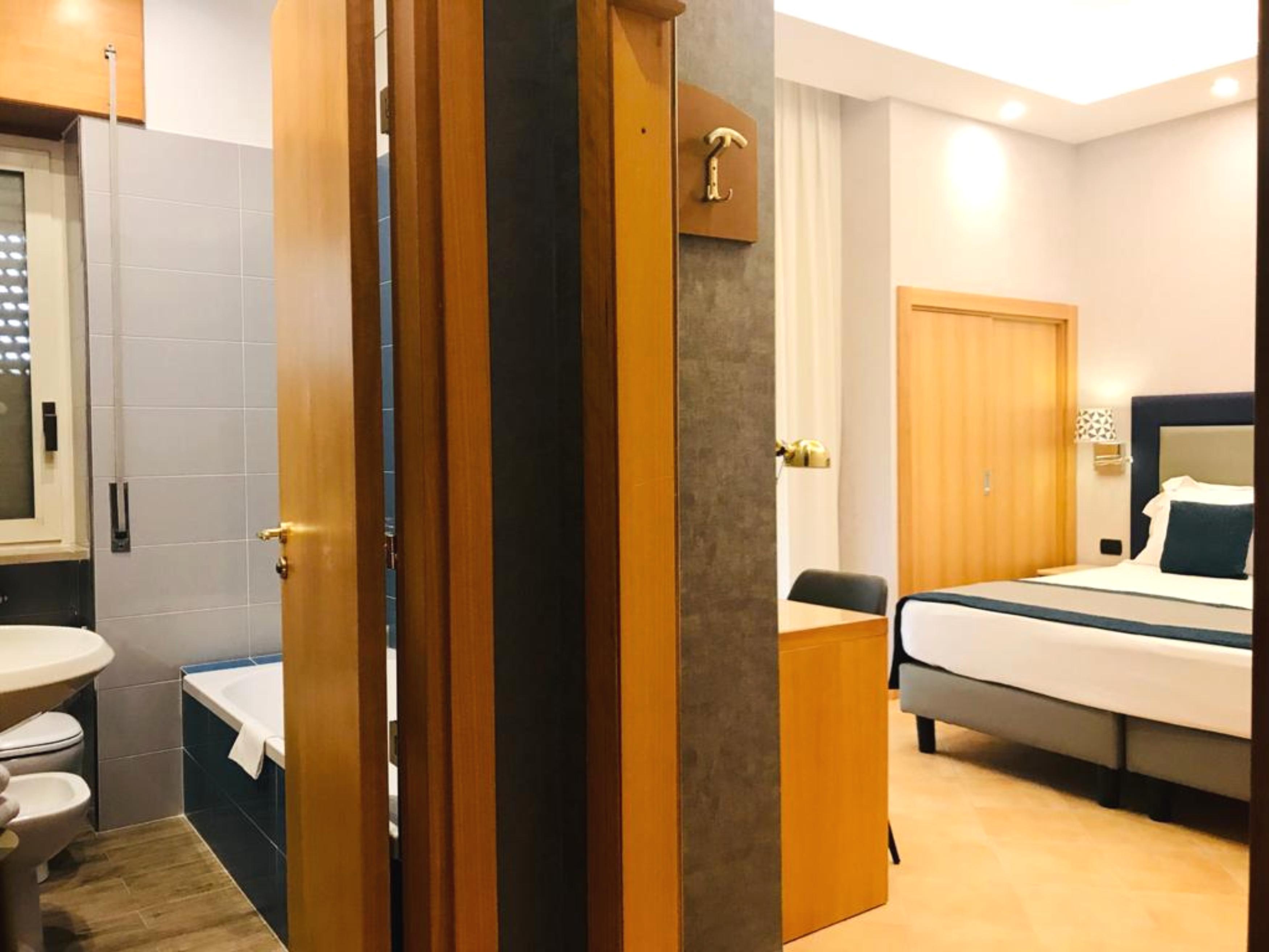American Hotel Ποτσουόλι Εξωτερικό φωτογραφία
