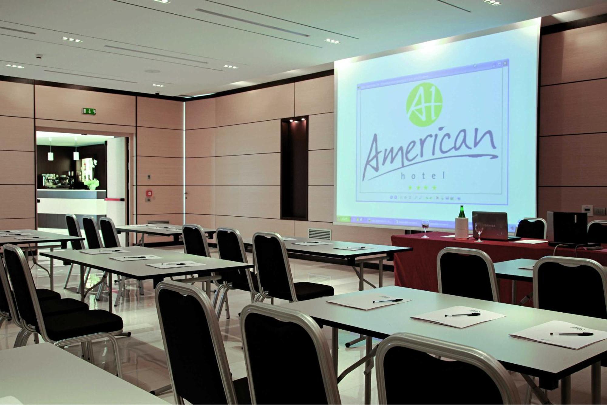 American Hotel Ποτσουόλι Εξωτερικό φωτογραφία