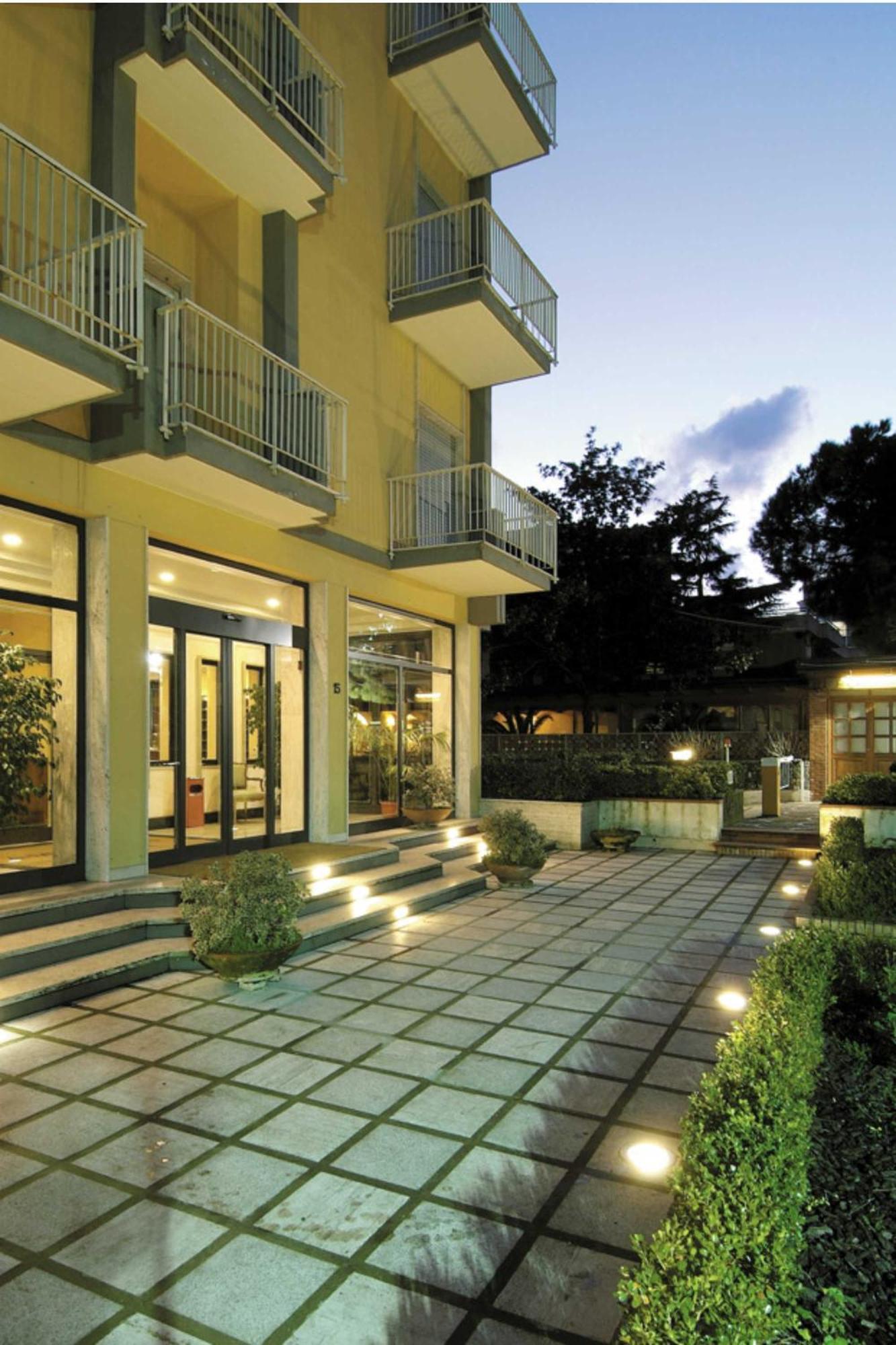 American Hotel Ποτσουόλι Εξωτερικό φωτογραφία