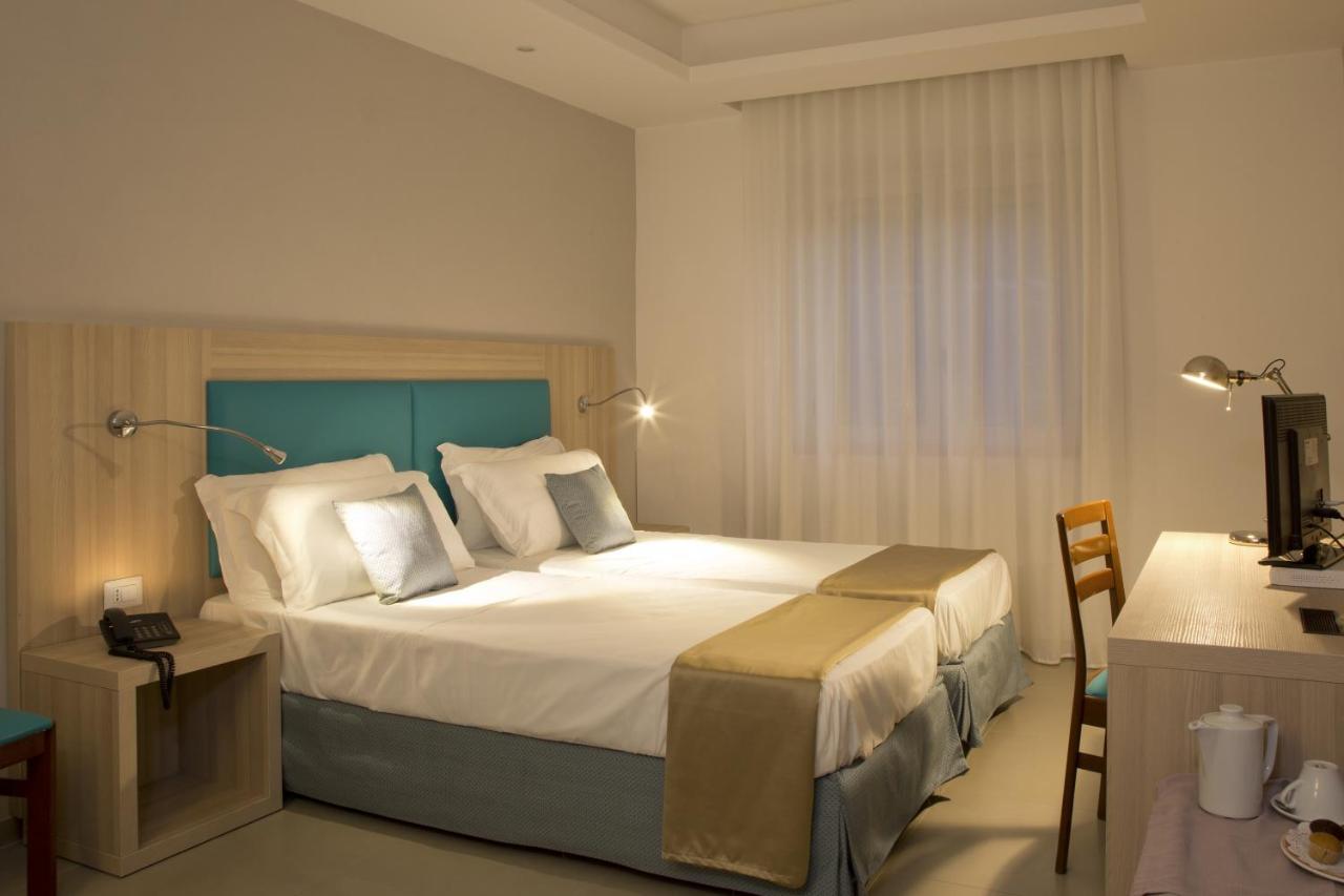 American Hotel Ποτσουόλι Εξωτερικό φωτογραφία