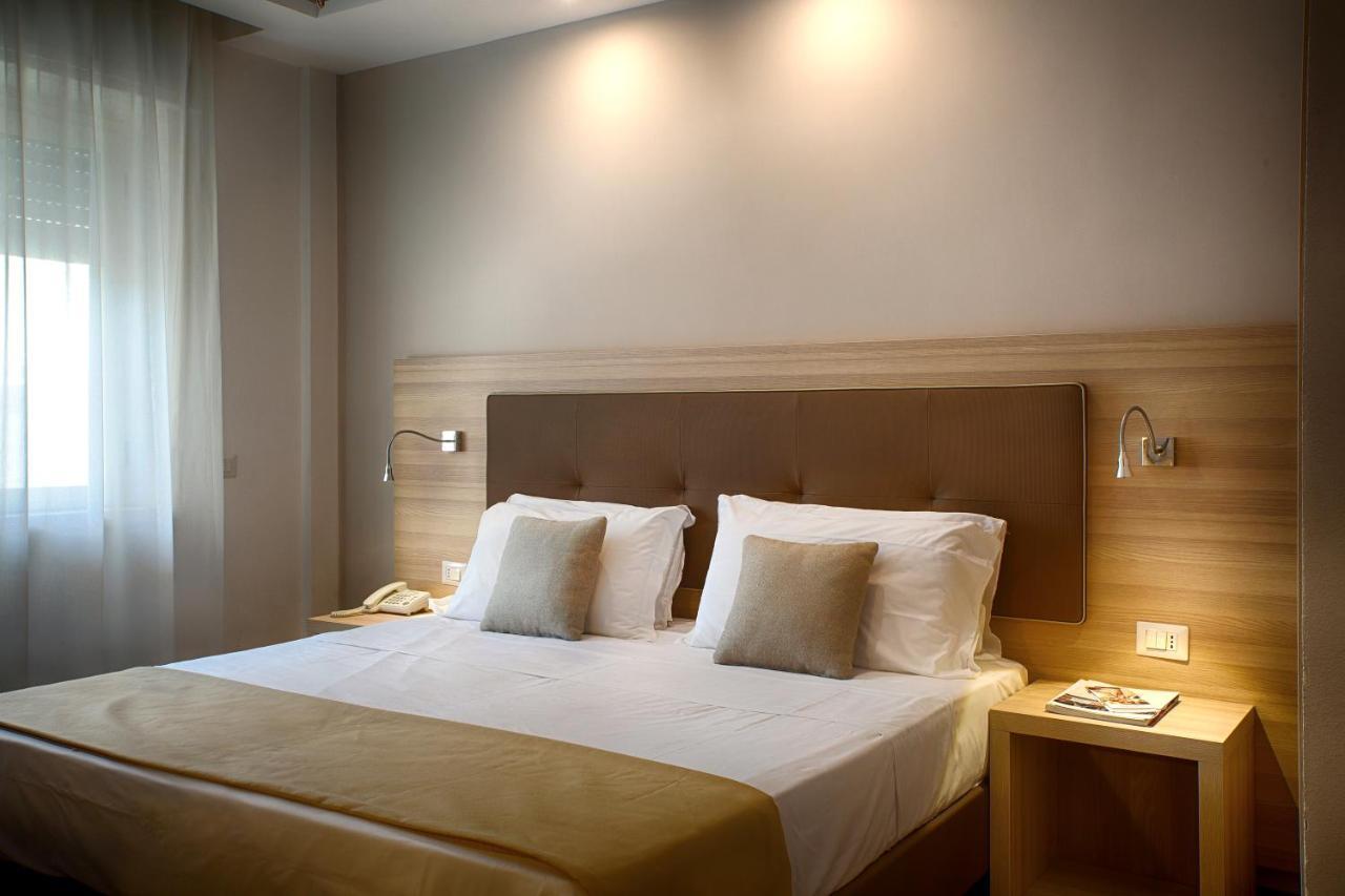 American Hotel Ποτσουόλι Εξωτερικό φωτογραφία